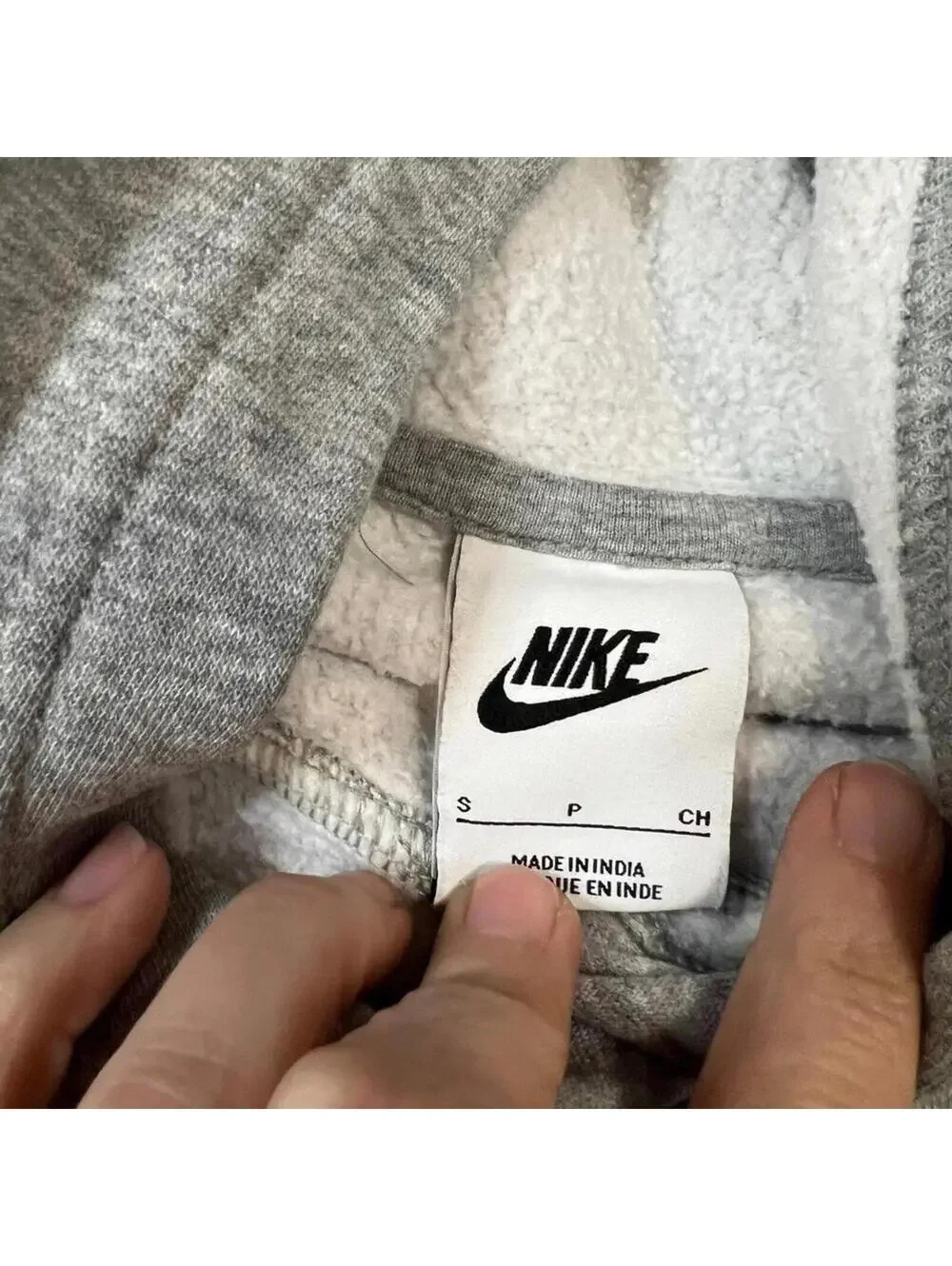 Nike girl gray